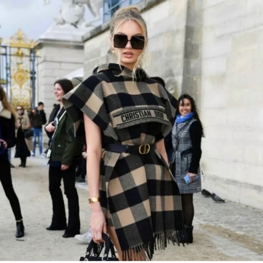 DIOR SUNGLASSES Black Oversized Square Sunglasses